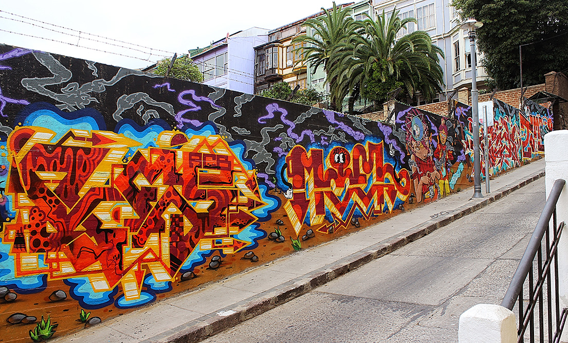 Valparaiso_Chile_Allyouseeiscrimeinthecity_Graffiti_Spraydaily_01
